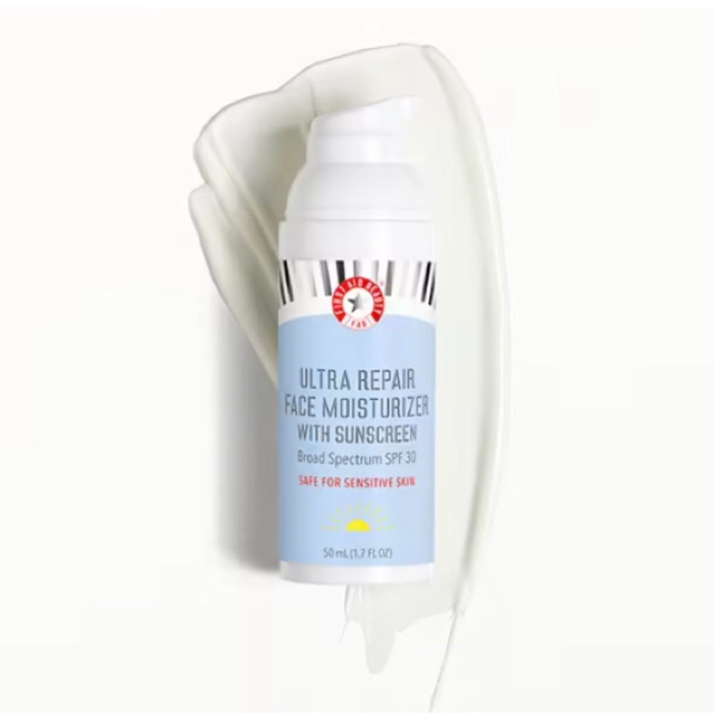 FIRST AID BEAUTY Ultra Repair Face Moisturizer